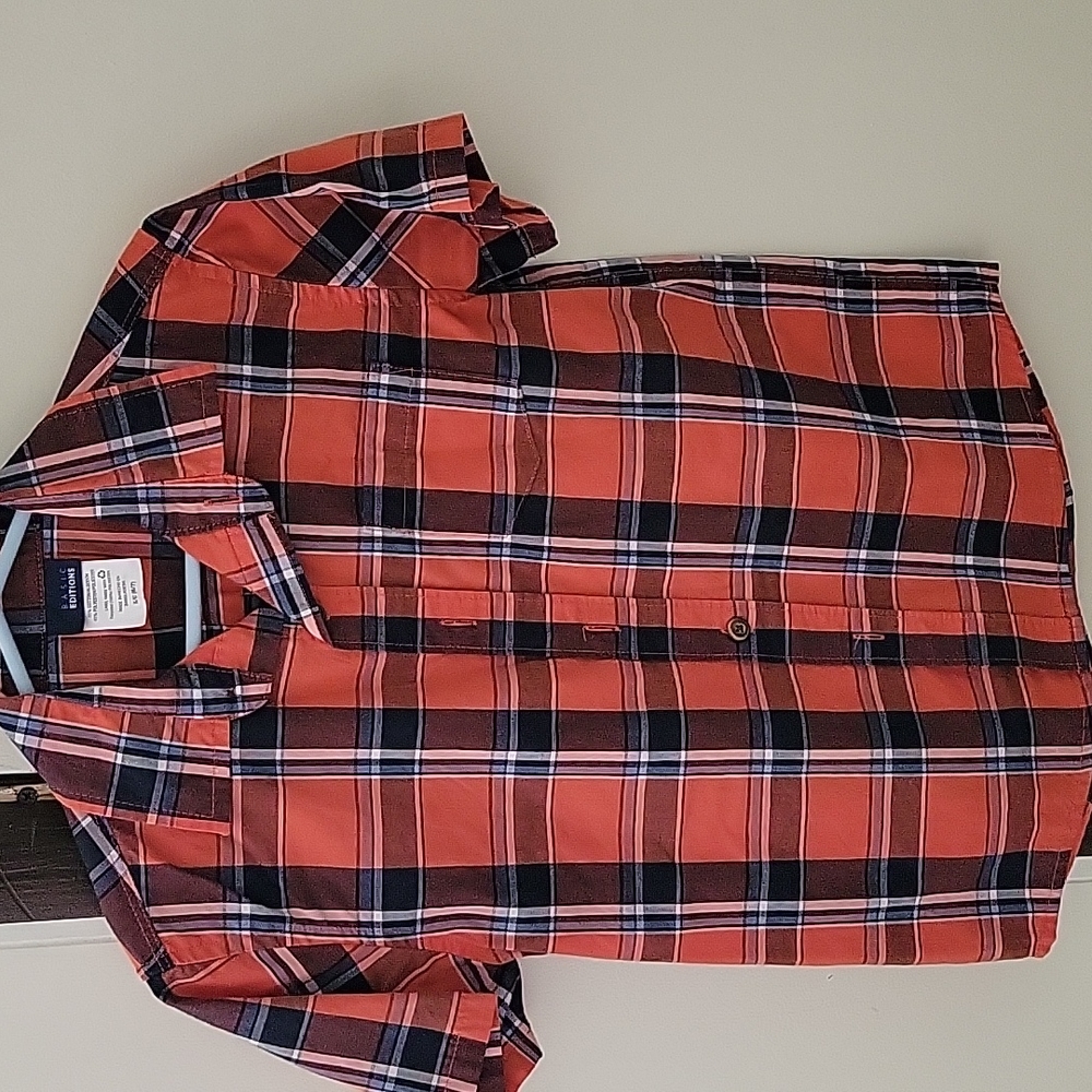 Sort sleeved boys button up